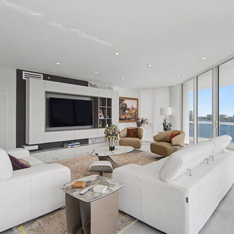 6-web-or-mls-2600-island-blvd-1201